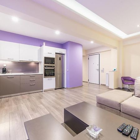 An Impressive 2 Bdr Apt In Glyfada Athènes Extérieur photo