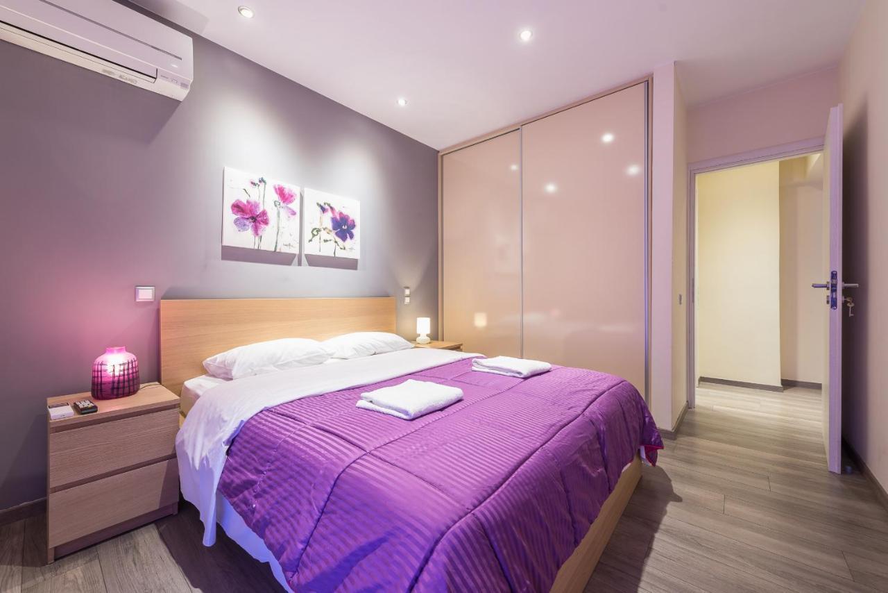 An Impressive 2 Bdr Apt In Glyfada Athènes Extérieur photo