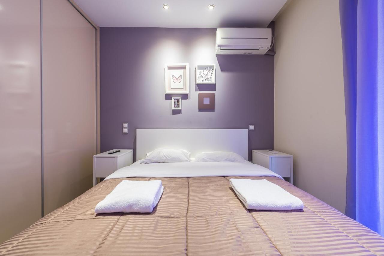 An Impressive 2 Bdr Apt In Glyfada Athènes Extérieur photo