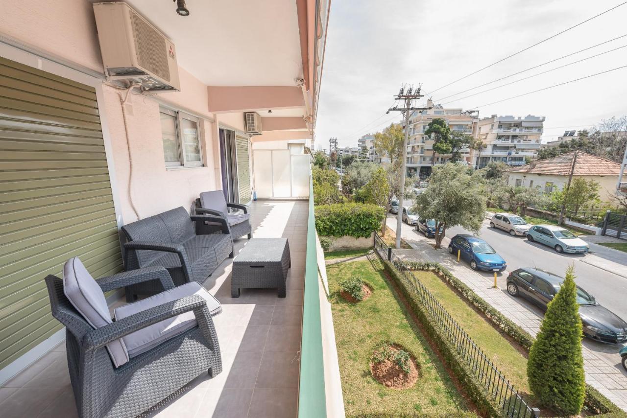 An Impressive 2 Bdr Apt In Glyfada Athènes Extérieur photo