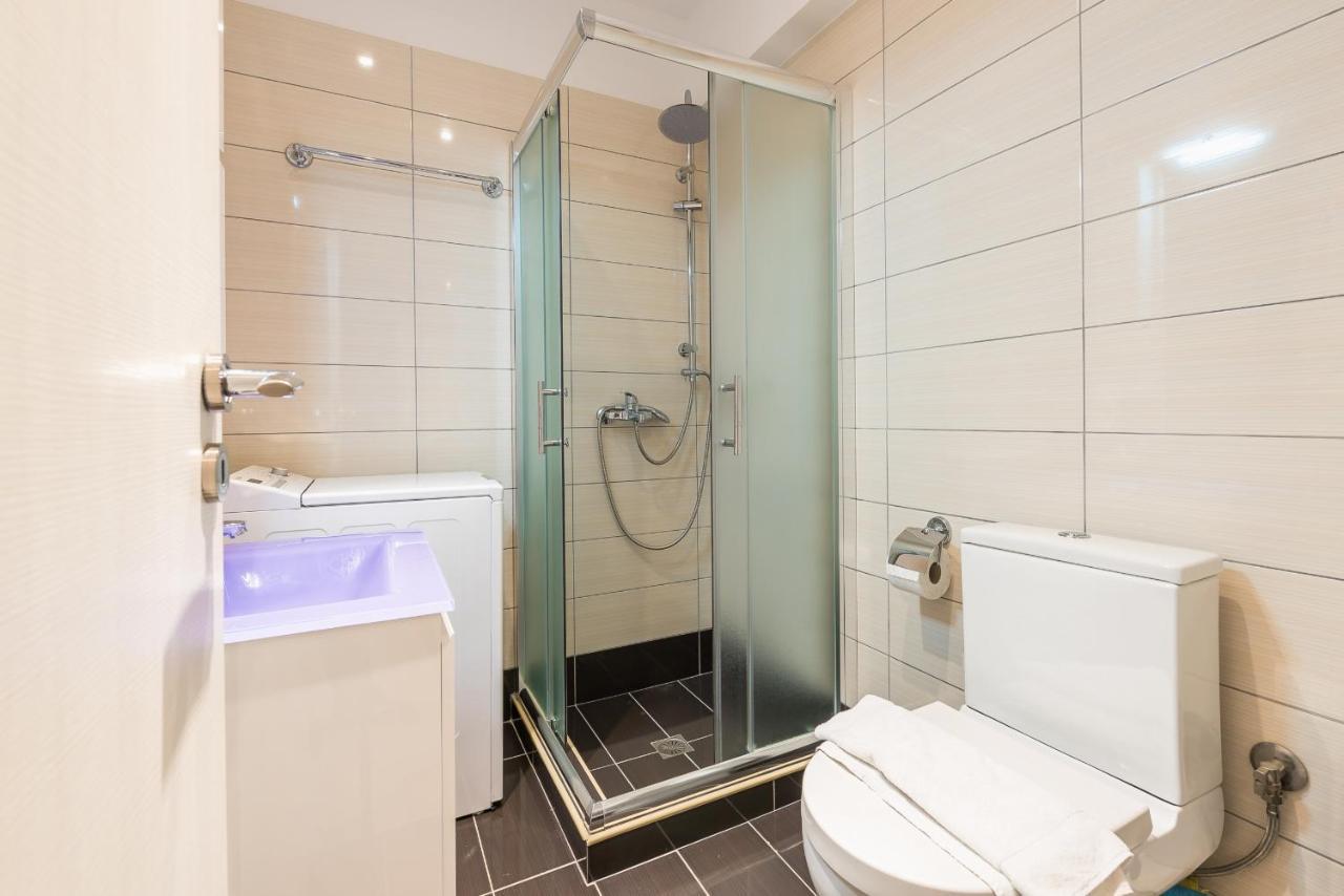 An Impressive 2 Bdr Apt In Glyfada Athènes Extérieur photo